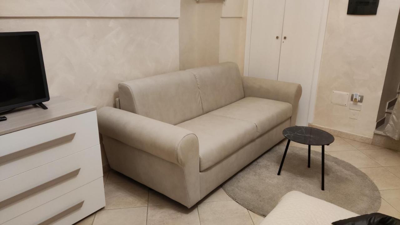 만프레도니아 Domus Elegans In Centro 빌라 외부 사진