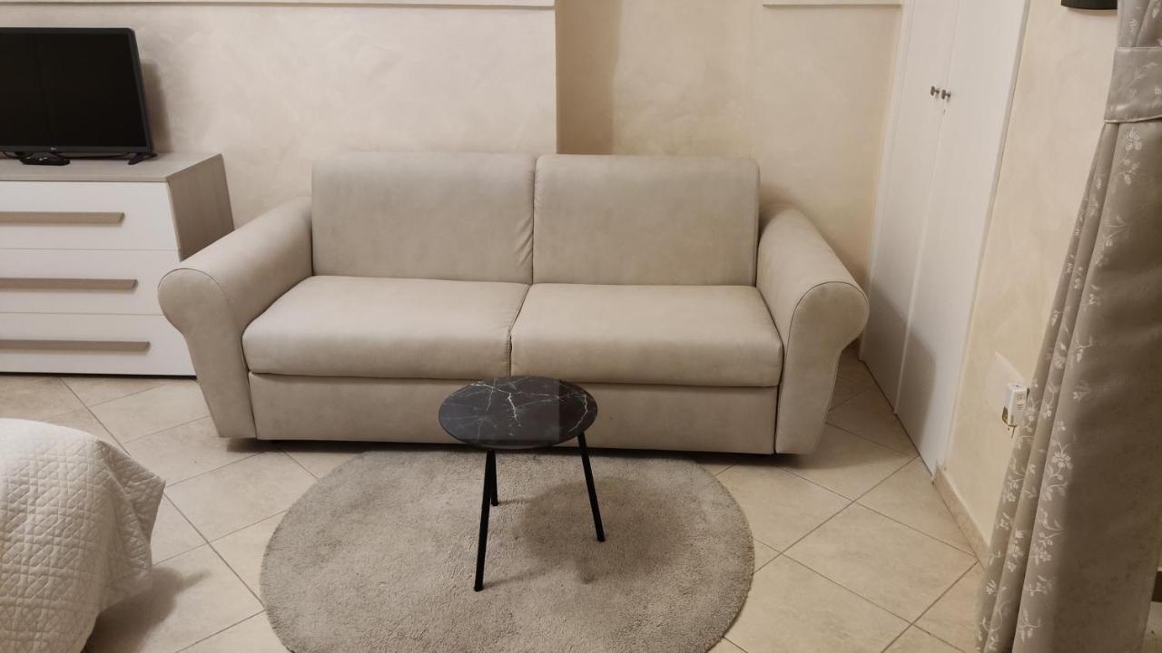 만프레도니아 Domus Elegans In Centro 빌라 외부 사진